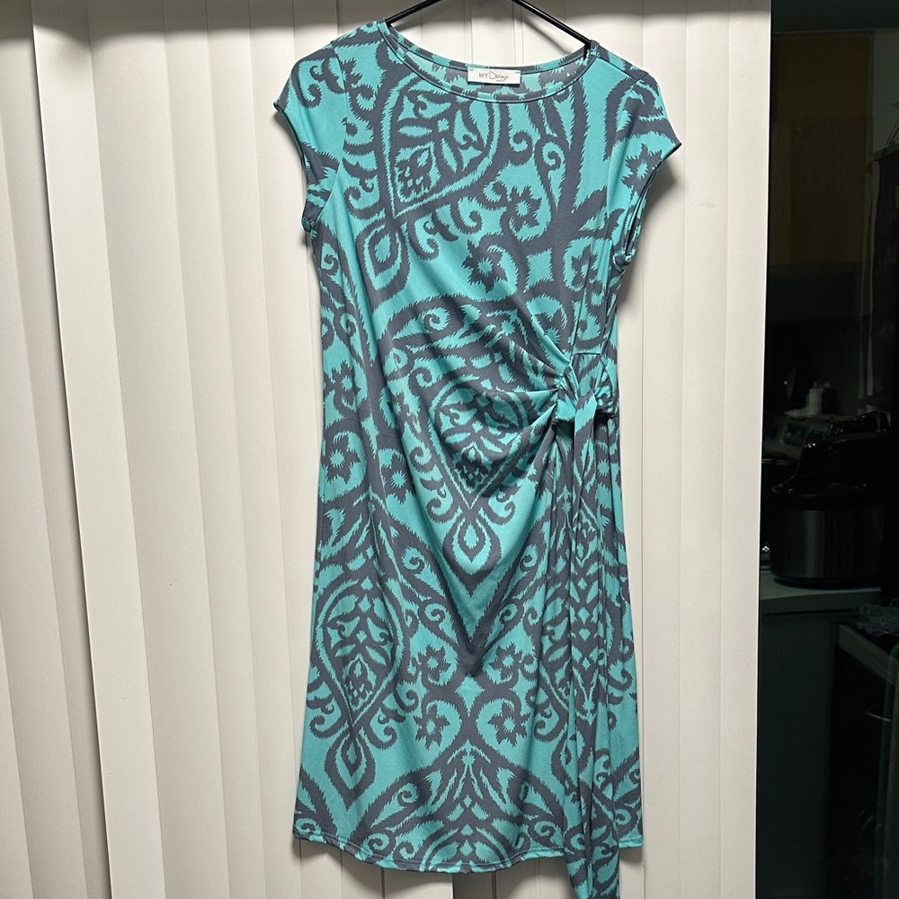 Chic Teal Patterned Midi Dress